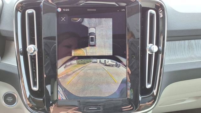 New 2026 Volvo XC40 B5 Plus w/ Protection Package Premier image 22