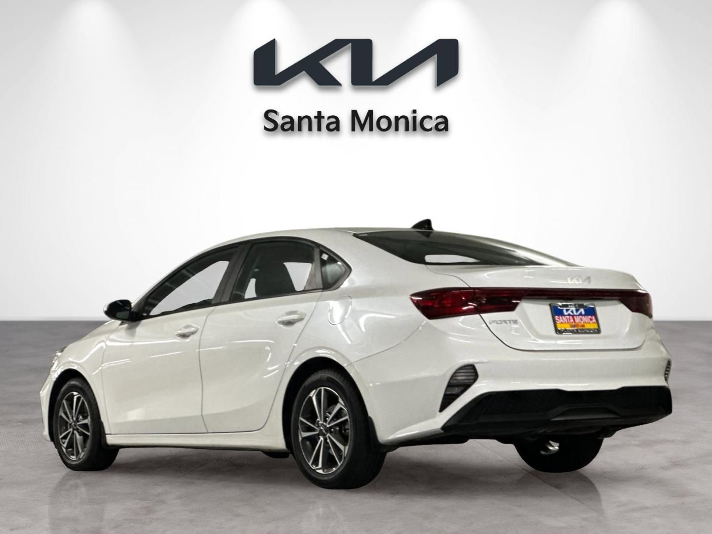 Used 2024 Kia Forte LXS image 4