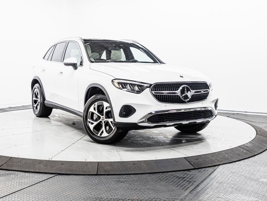 Used 2026 Mercedes-Benz GLC 350e 4MATIC image 1