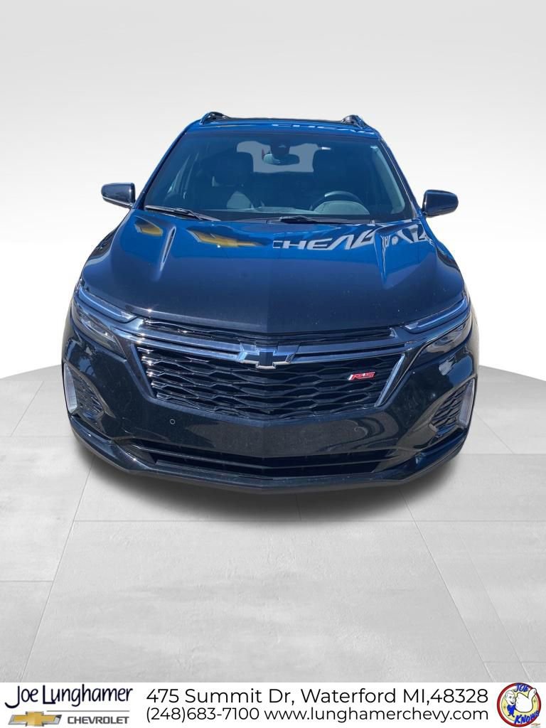 Used 2023 Chevrolet Equinox RS w/ LPO, Floor Liner Package image 8