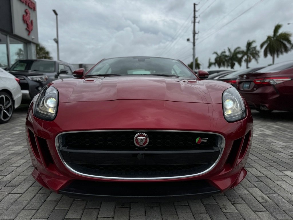 Used 2016 Jaguar F-TYPE S image 3
