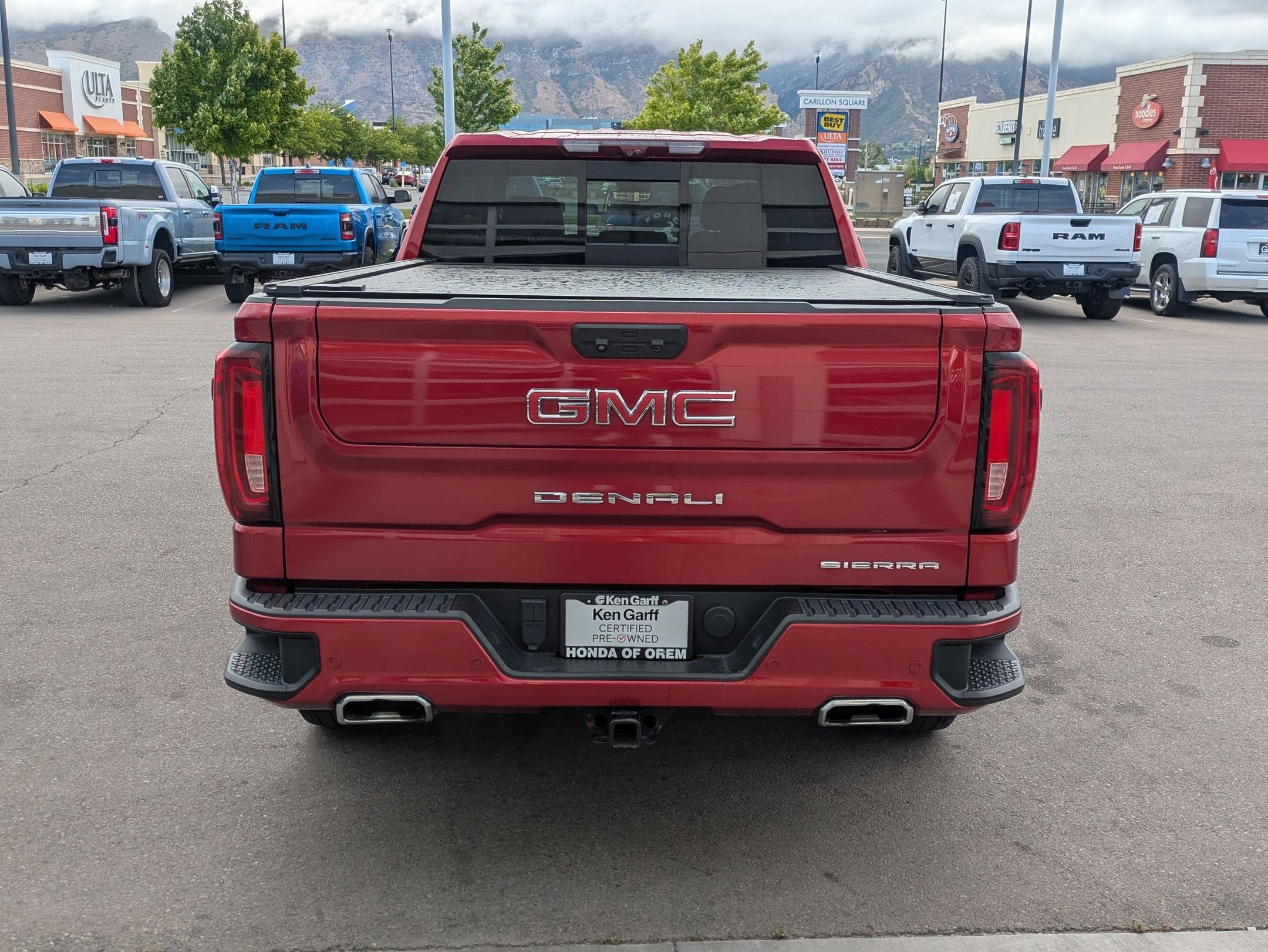 Used 2023 GMC Sierra 1500 Denali w/ Denali Reserve Package AWD/4WD image 7