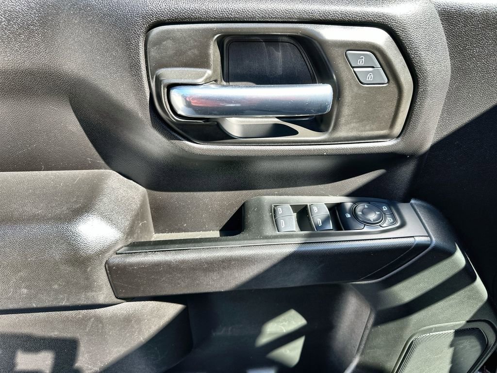 Certified 2024 Chevrolet Silverado 1500 Custom image 23
