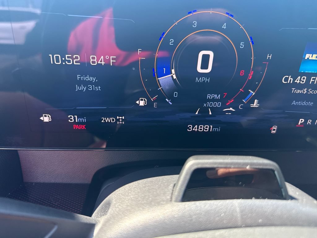 Used 2024 Chevrolet Traverse RS AWD/4WD image 19