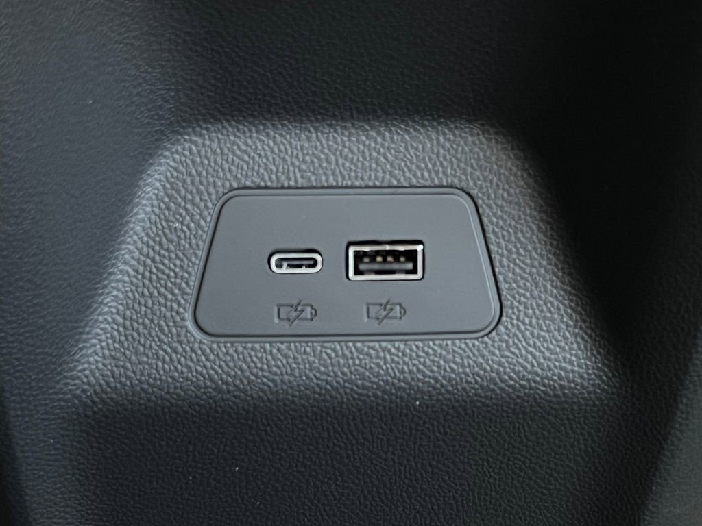 New 2026 Buick Envision Sport Touring image 29