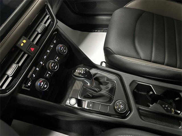 Used 2022 Volkswagen Taos SEL image 13