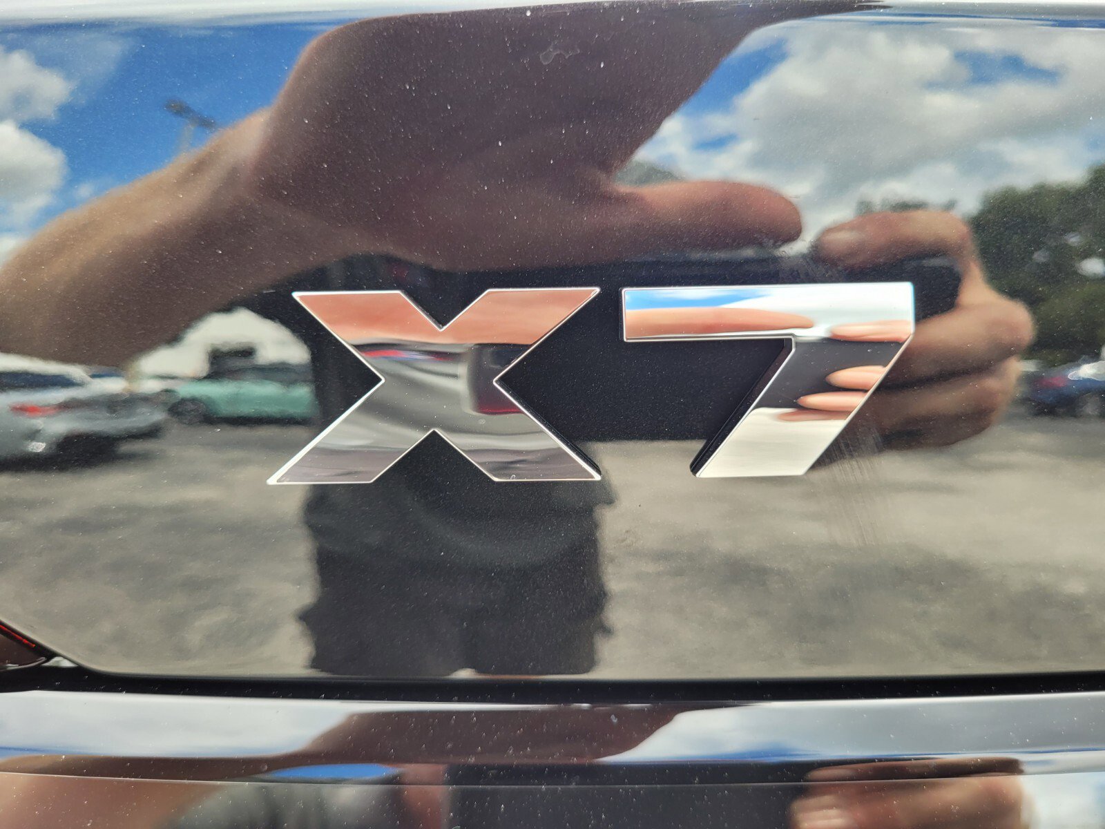 New 2026 BMW X7 M60i image 14