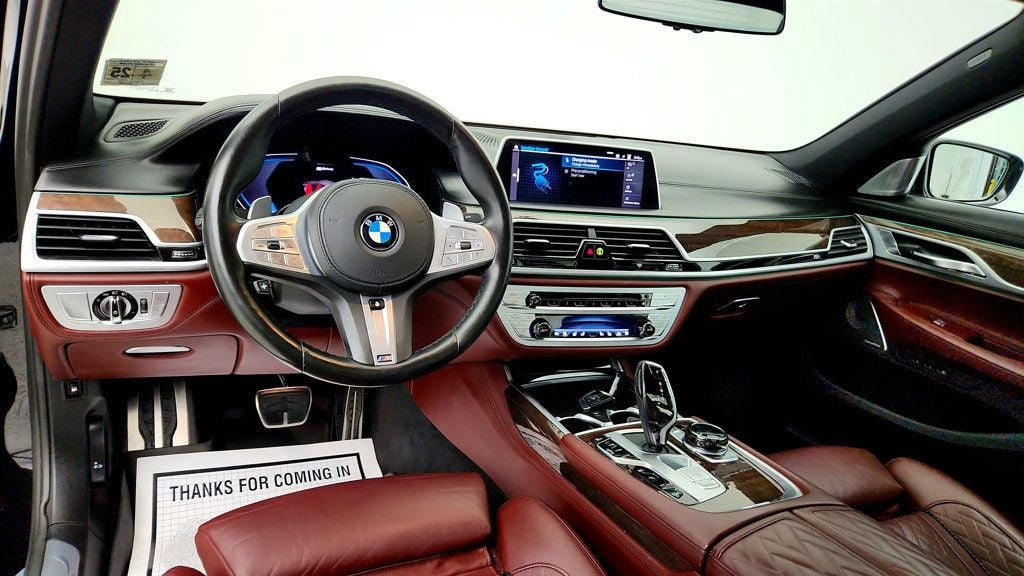 Used 2020 BMW 745e xDrive AWD/4WD image 13