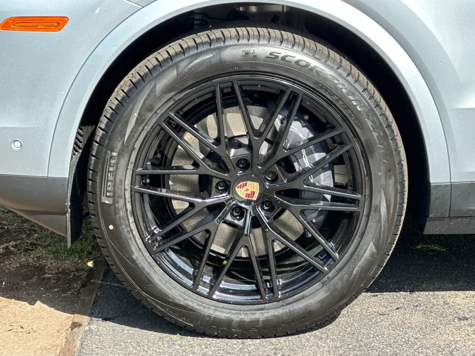 New 2026 Porsche Cayenne Coupe AWD/4WD image 32