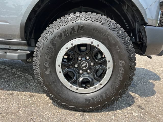 Used 2022 Ford Bronco Outer Banks w/ Sasquatch Package AWD/4WD image 16