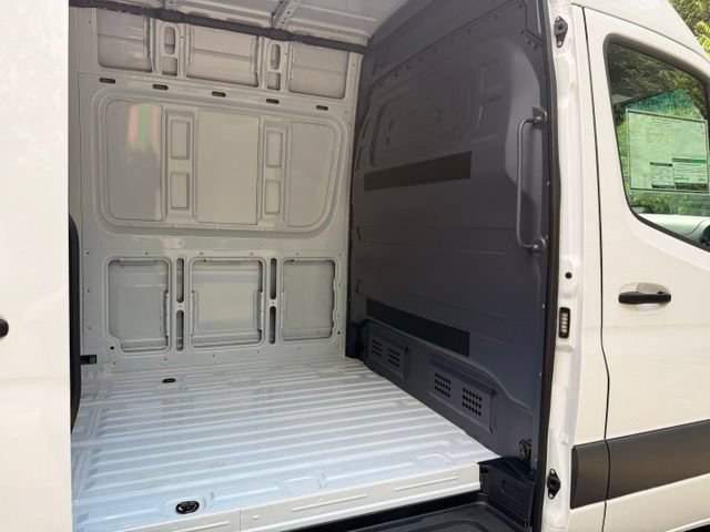 New 2025 Mercedes-Benz Sprinter 2500 image 15