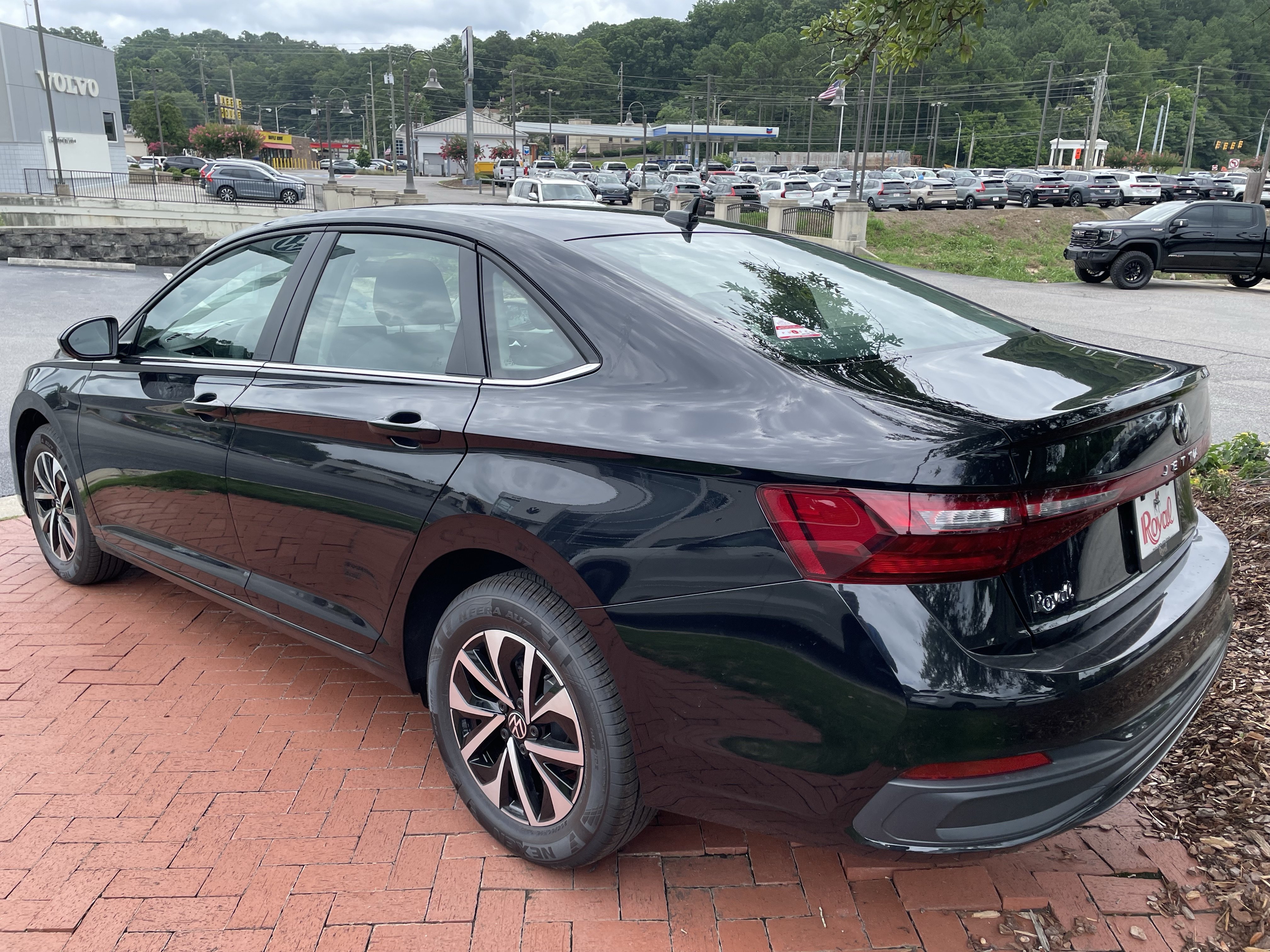 New 2026 Volkswagen Jetta S FWD image 6