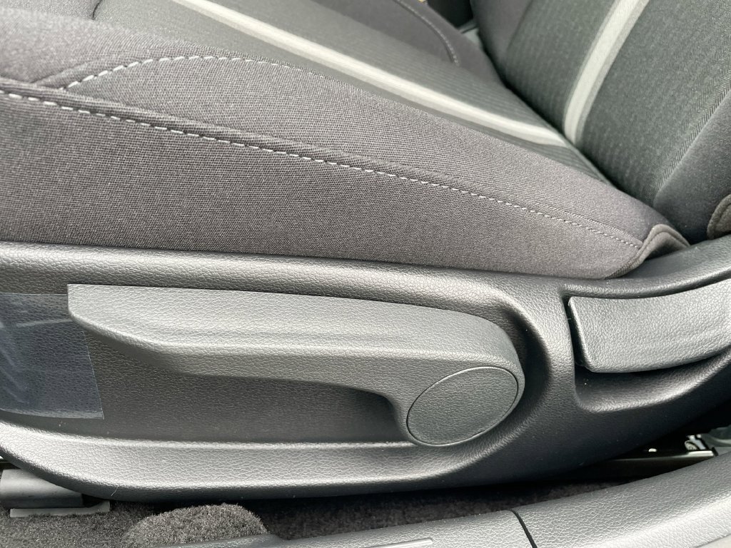 Used 2026 Hyundai Sonata SE FWD image 40