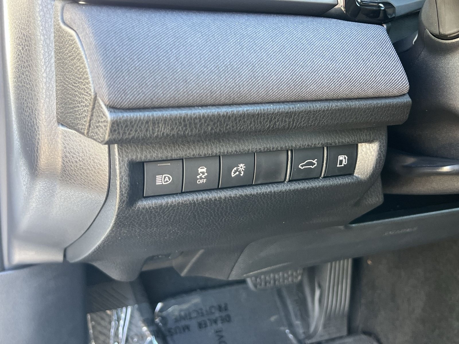 Used 2026 Toyota Camry LE FWD image 31