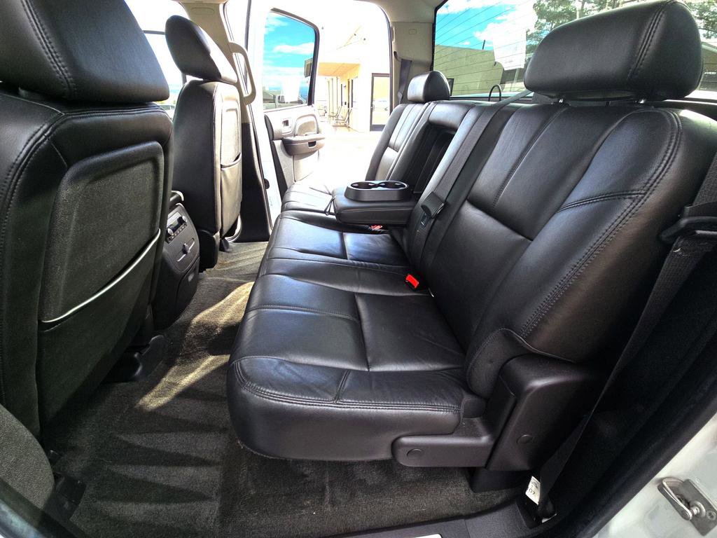 Used 2008 GMC Sierra 1500 Denali AWD/4WD image 10
