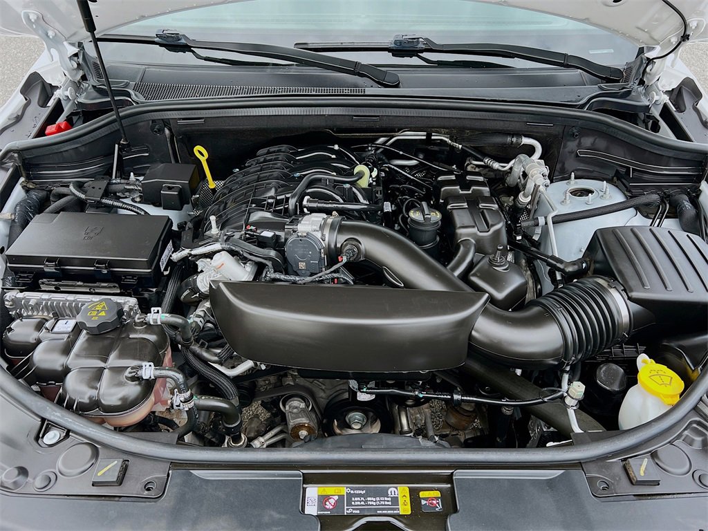 Used 2024 Dodge Durango GT image 32