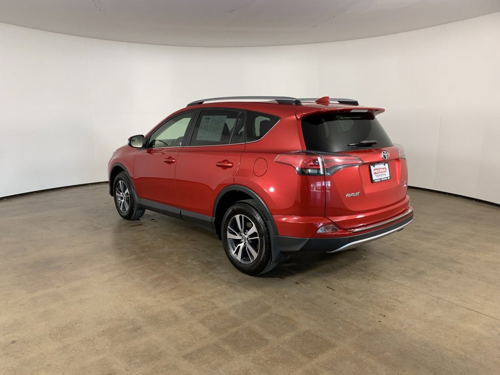 Used 2017 Toyota RAV4 XLE image 14