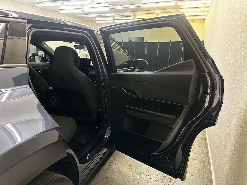 Used 2023 Fisker Ocean Ultra image 22