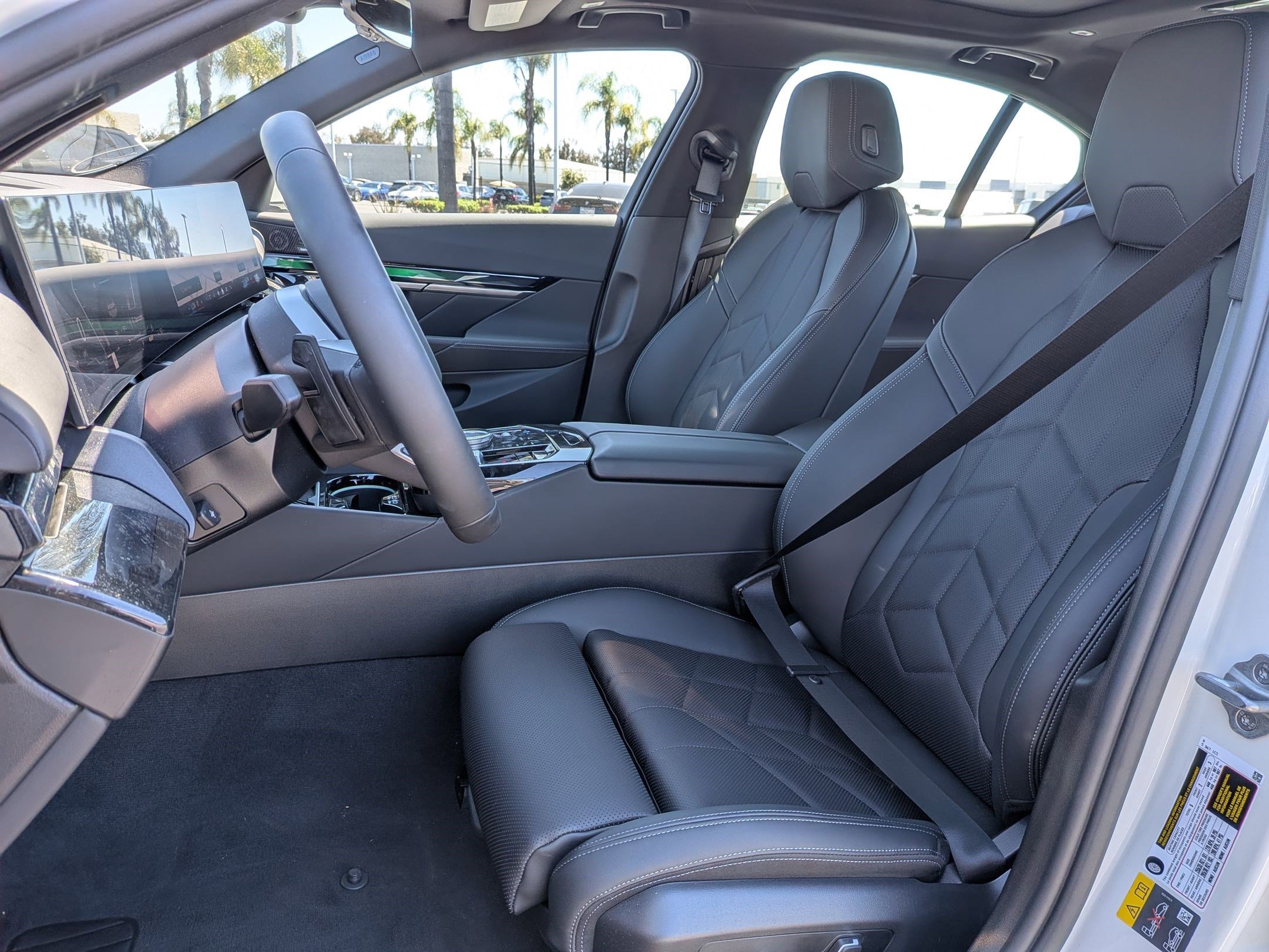 Used 2026 BMW i5 eDrive40 w/ M Sport Package image 16