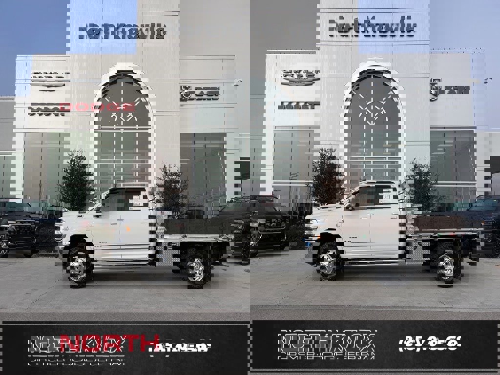 Used 2019 RAM 3500 Limited image 2