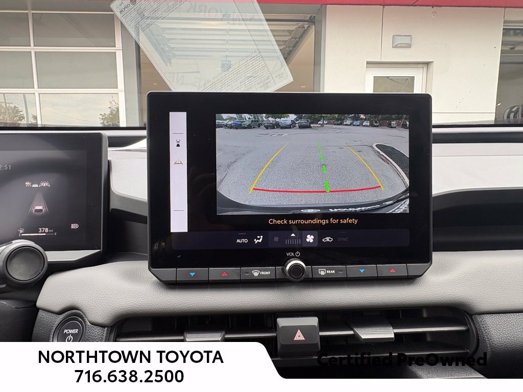 Used 2026 Toyota RAV4 LE AWD/4WD image 18