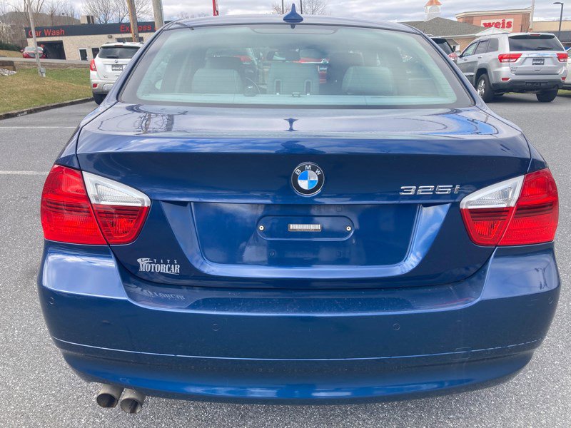 Used 2006 BMW 325i Sedan RWD image 5