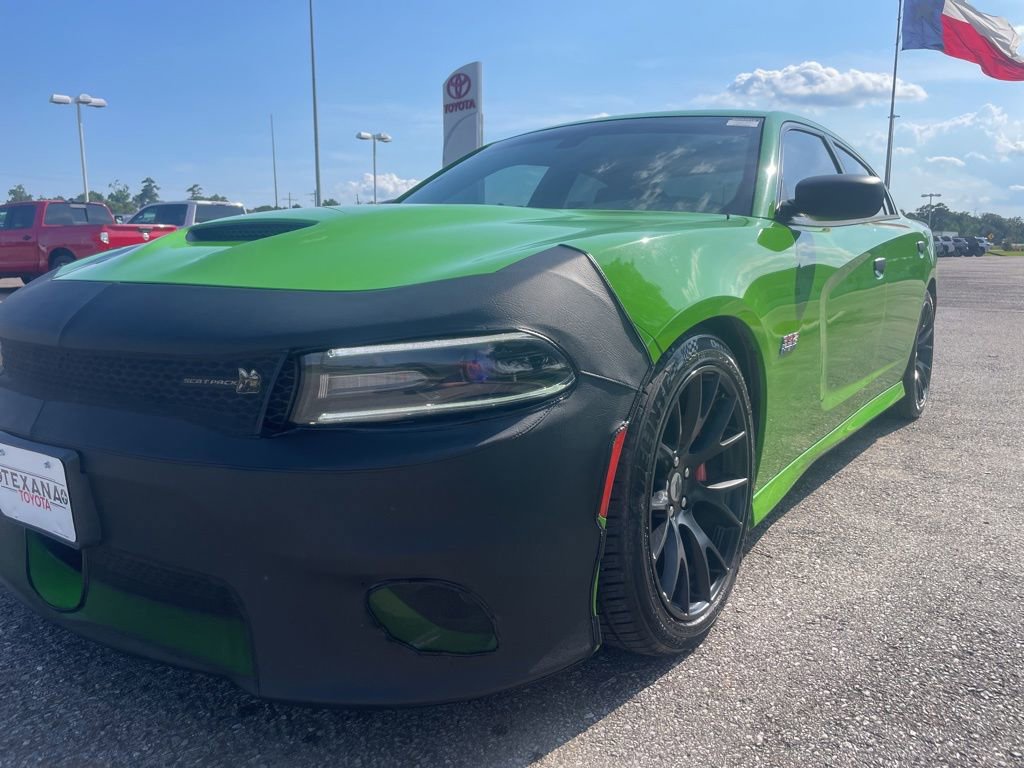 Used 2017 Dodge Charger R/T Scat Pack w/ Beats Audio Group RWD image 11