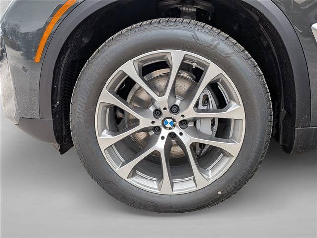New 2026 BMW X5 xDrive40i w/ Climate Comfort Package AWD/4WD image 10