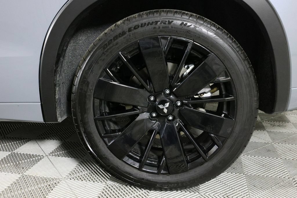 Used 2025 Mitsubishi Outlander SEL FWD image 46