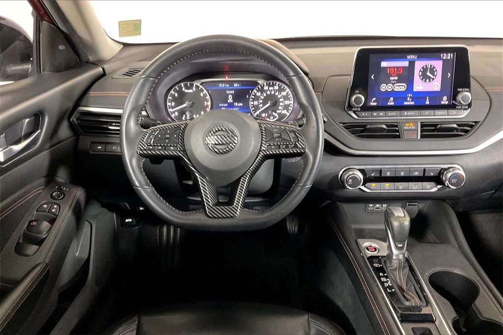 Used 2021 Nissan Altima 2.5 SR w/ SR Premium Package image 4