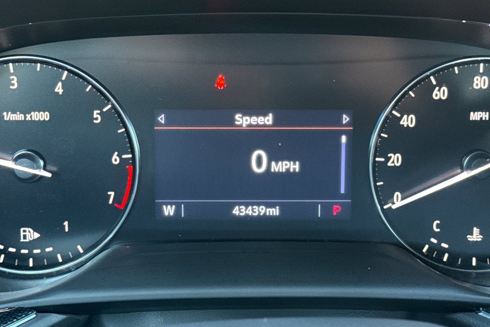 Used 2022 Buick Envision Preferred image 3