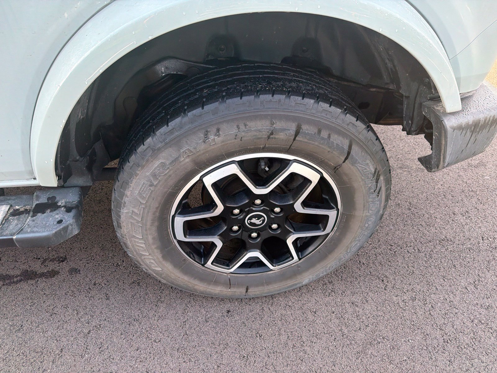 Used 2021 Ford Bronco Outer Banks AWD/4WD image 6