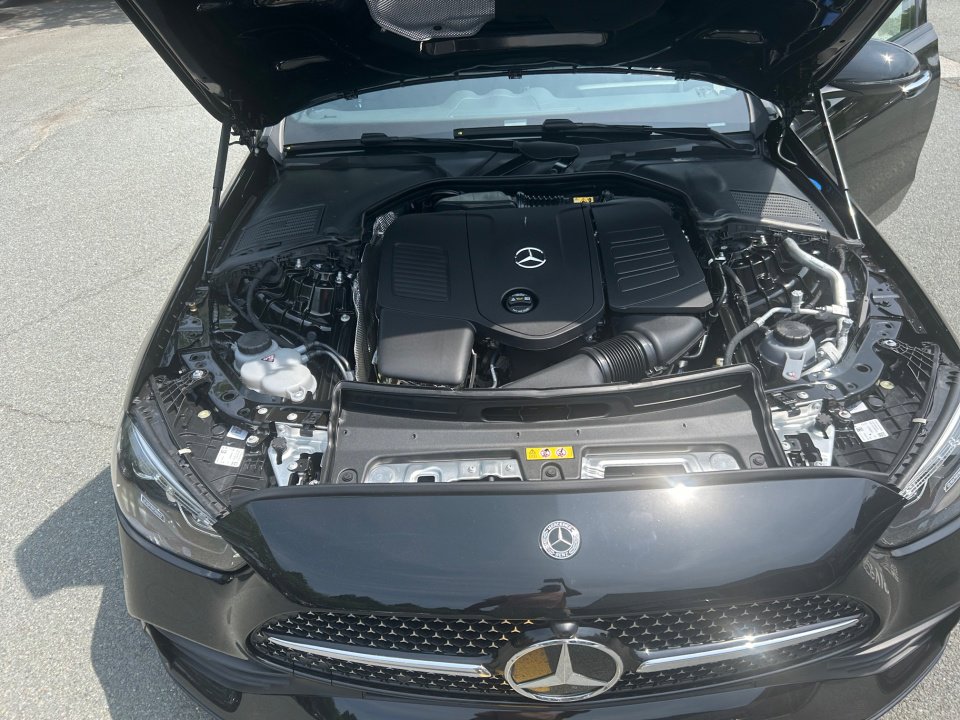 New 2025 Mercedes-Benz C 300 4MATIC Sedan image 16