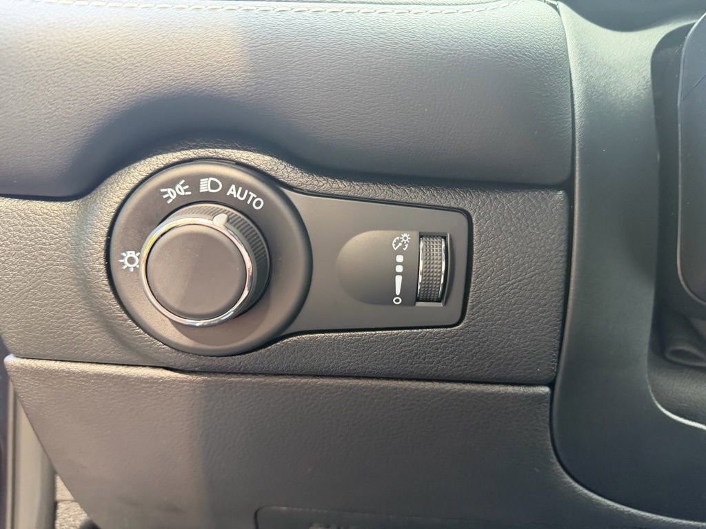 Used 2025 Dodge Durango SRT Hellcat image 11