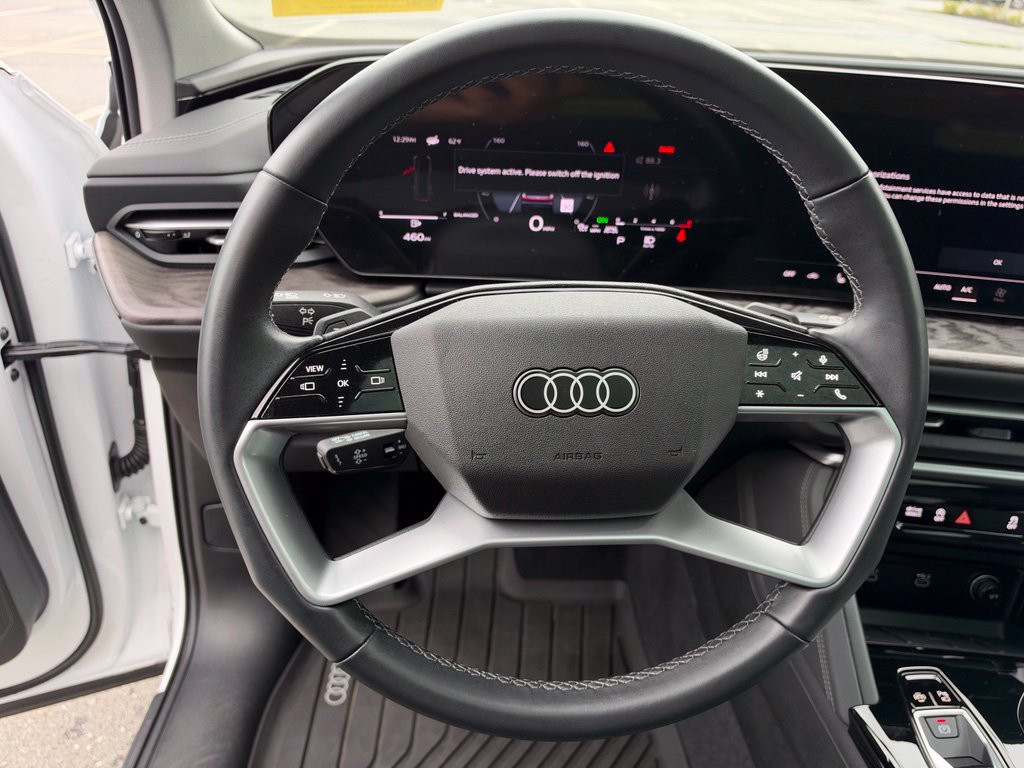Used 2025 Audi Q5 Premium w/ Convenience Package AWD/4WD image 17