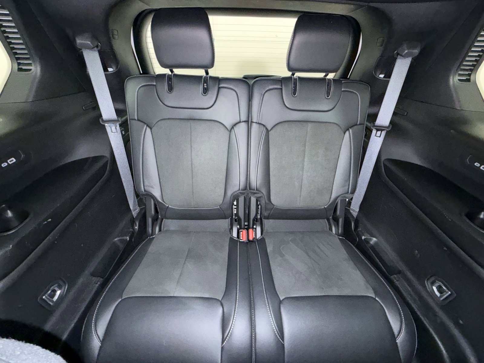 Used 2023 Jeep Grand Cherokee L Laredo AWD/4WD image 25
