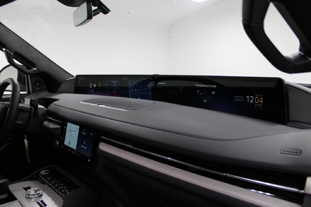 New 2026 Lincoln Navigator Reserve w/ Jet Appearance Package AWD/4WD image 36