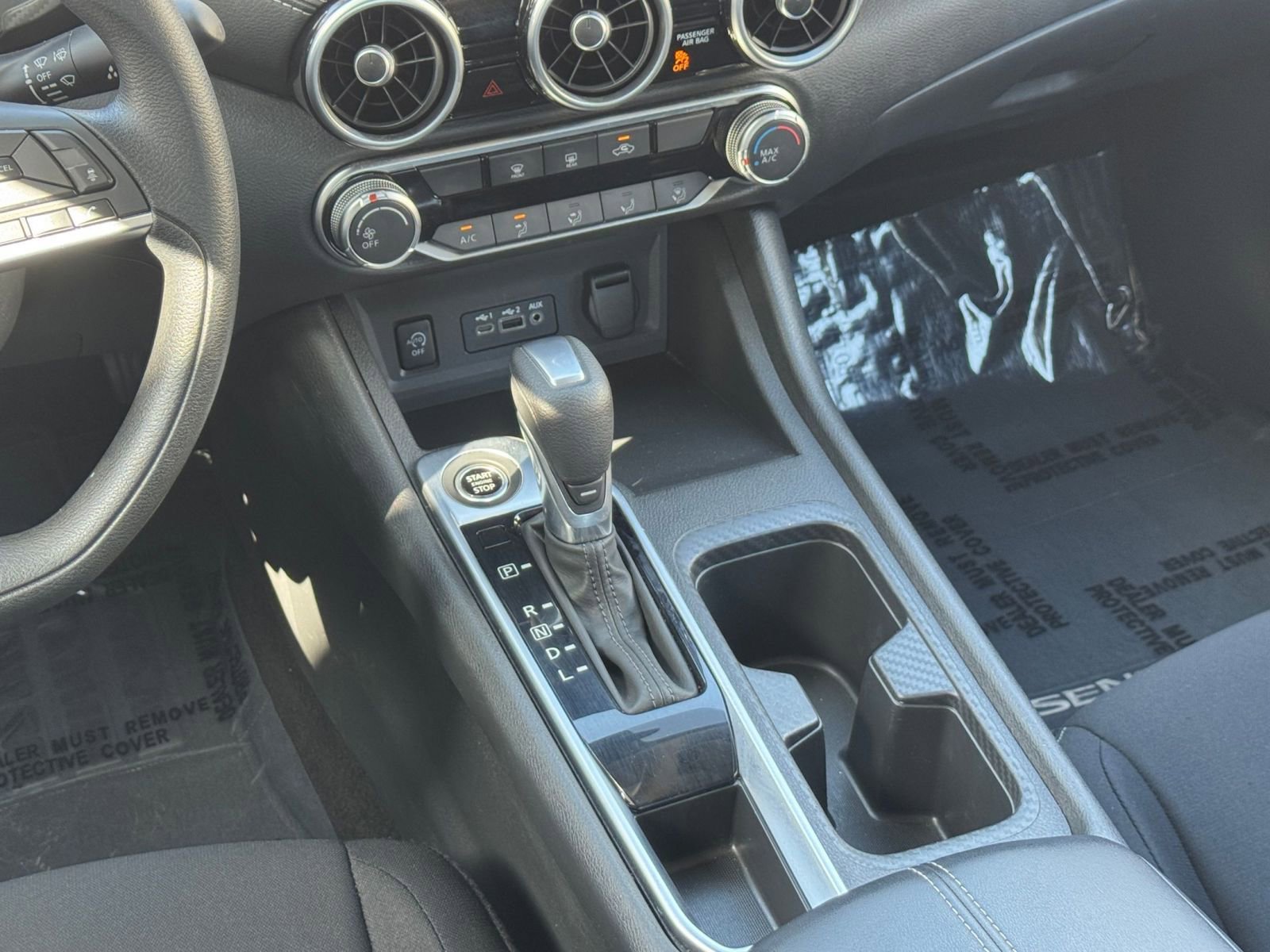 Used 2025 Nissan Sentra SV FWD image 40