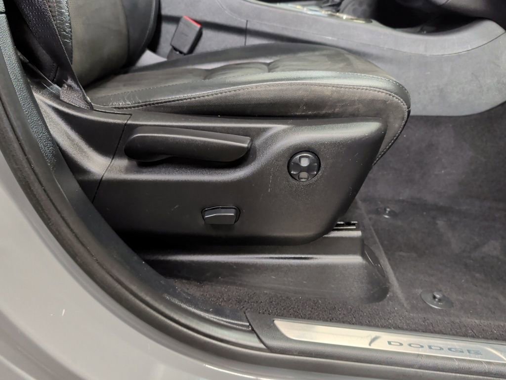 Used 2019 Dodge Durango GT image 37