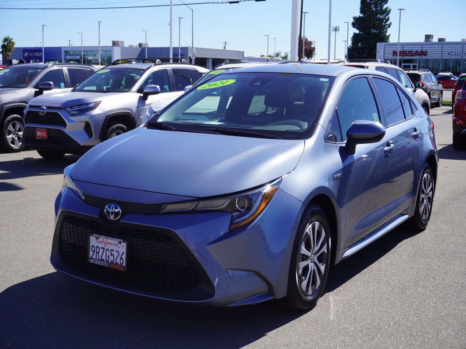Used 2021 Toyota Corolla LE w/ Carpet Mat Package (TMS) FWD image 5