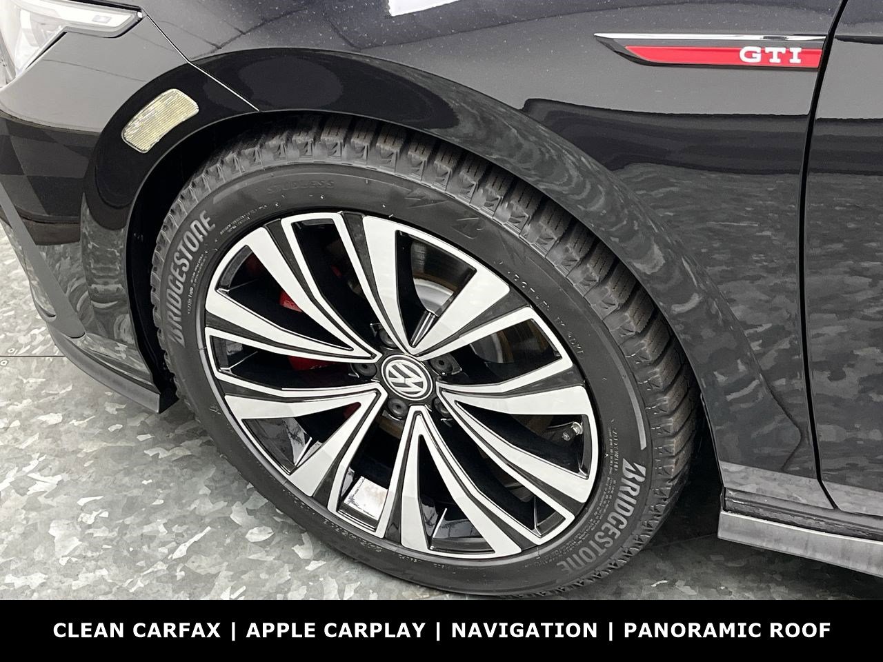 Used 2022 Volkswagen GTI SE FWD image 32