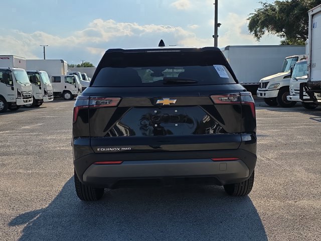 Used 2025 Chevrolet Equinox LT AWD/4WD image 6