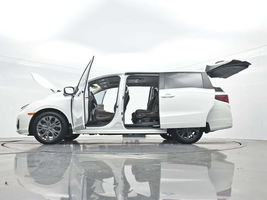 Used 2026 Honda Odyssey Touring image 47