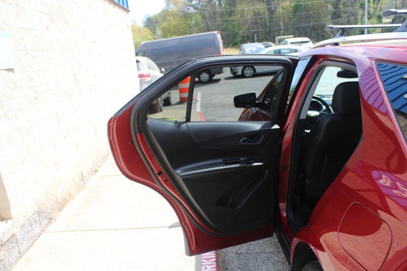 Used 2018 Chevrolet Equinox Premier FWD image 14