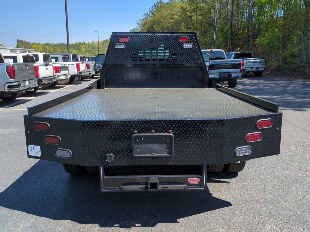 Used 2024 Ford F550 2WD Regular Cab Super Duty image 6