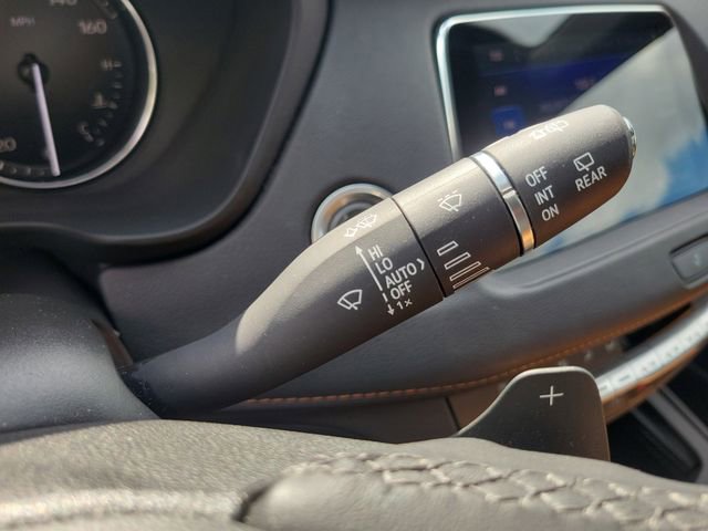 Used 2019 Cadillac XT4 Premium Luxury FWD image 17