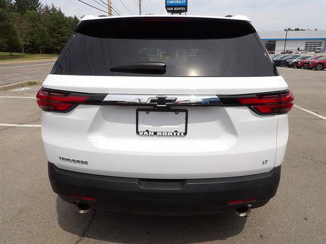 Certified 2022 Chevrolet Traverse LT w/ LT Premium Package FWD image 4