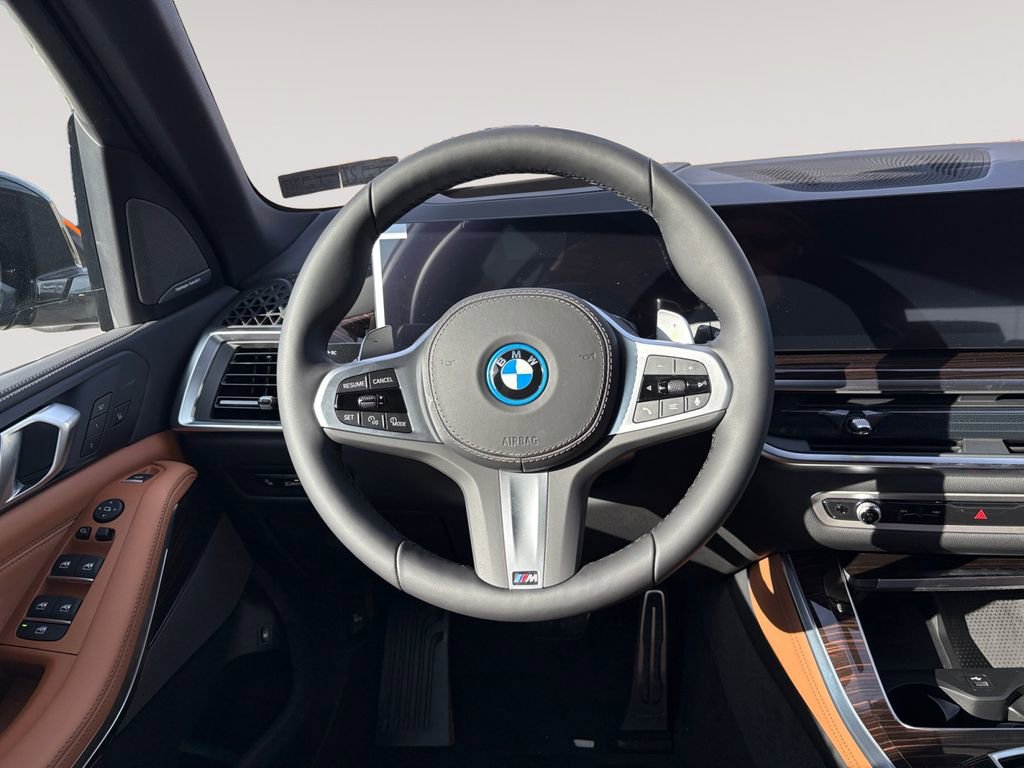 New 2026 BMW X5 xDrive50e w/ M Sport Package AWD/4WD image 12
