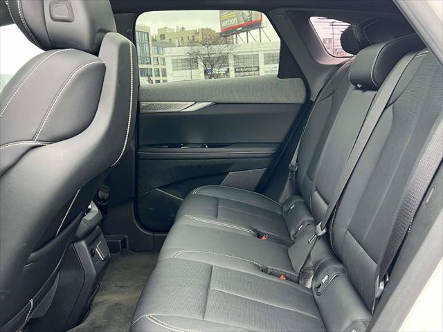 Used 2025 Cadillac Optiq Sport 2 AWD/4WD image 13