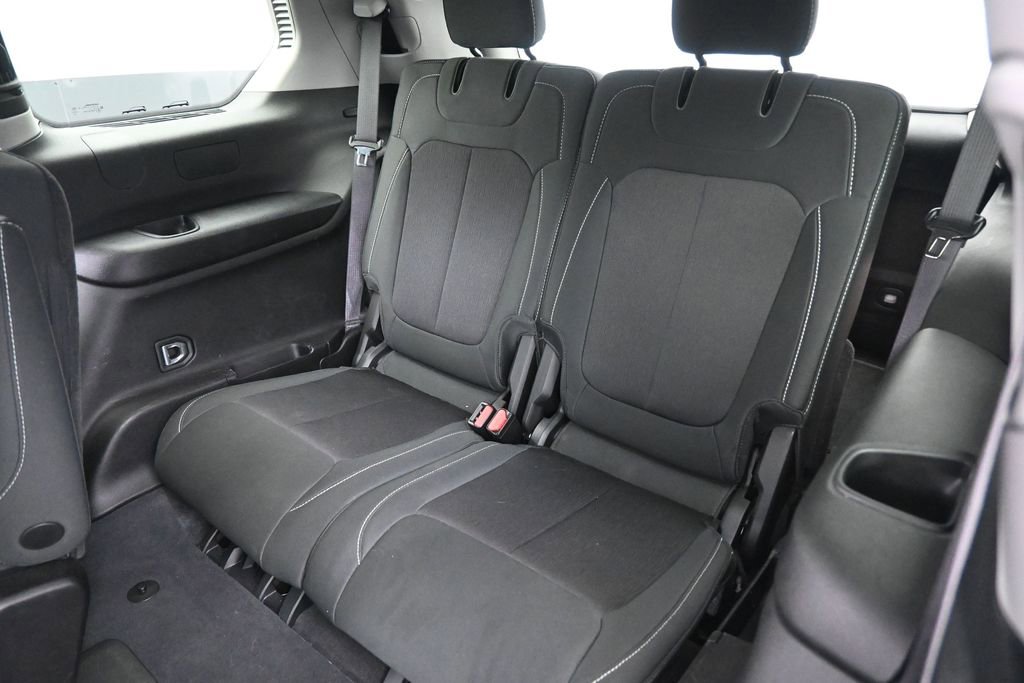 Used 2023 Jeep Grand Cherokee L Laredo RWD image 26
